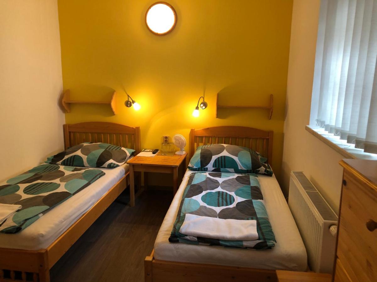 Pension Kadlcuv Mlyn Brno Buitenkant foto