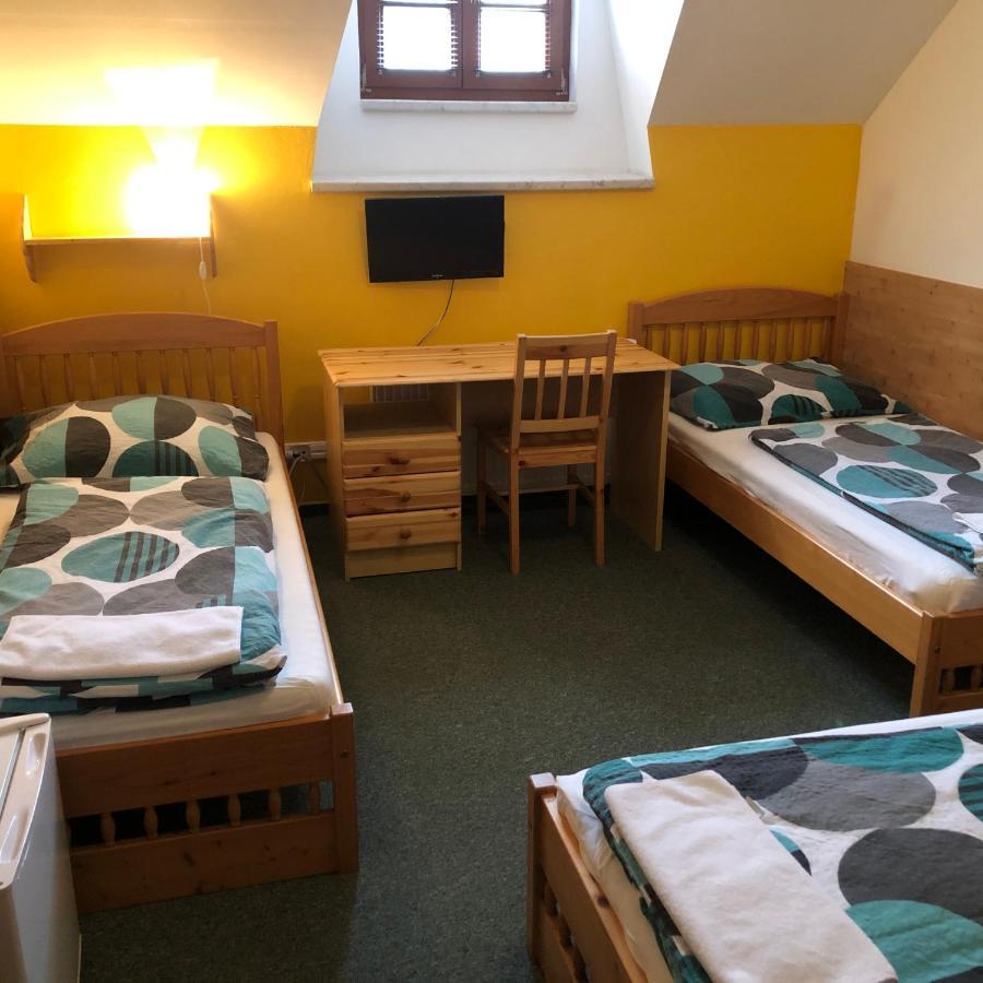 Pension Kadlcuv Mlyn Brno Buitenkant foto